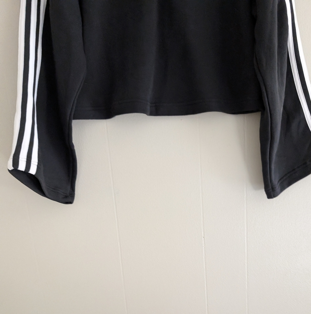 NWT Adidas Cropped Fleece - Picture 6 of 9